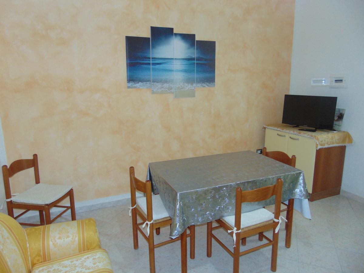 Appartamenti Budoni Exterior foto